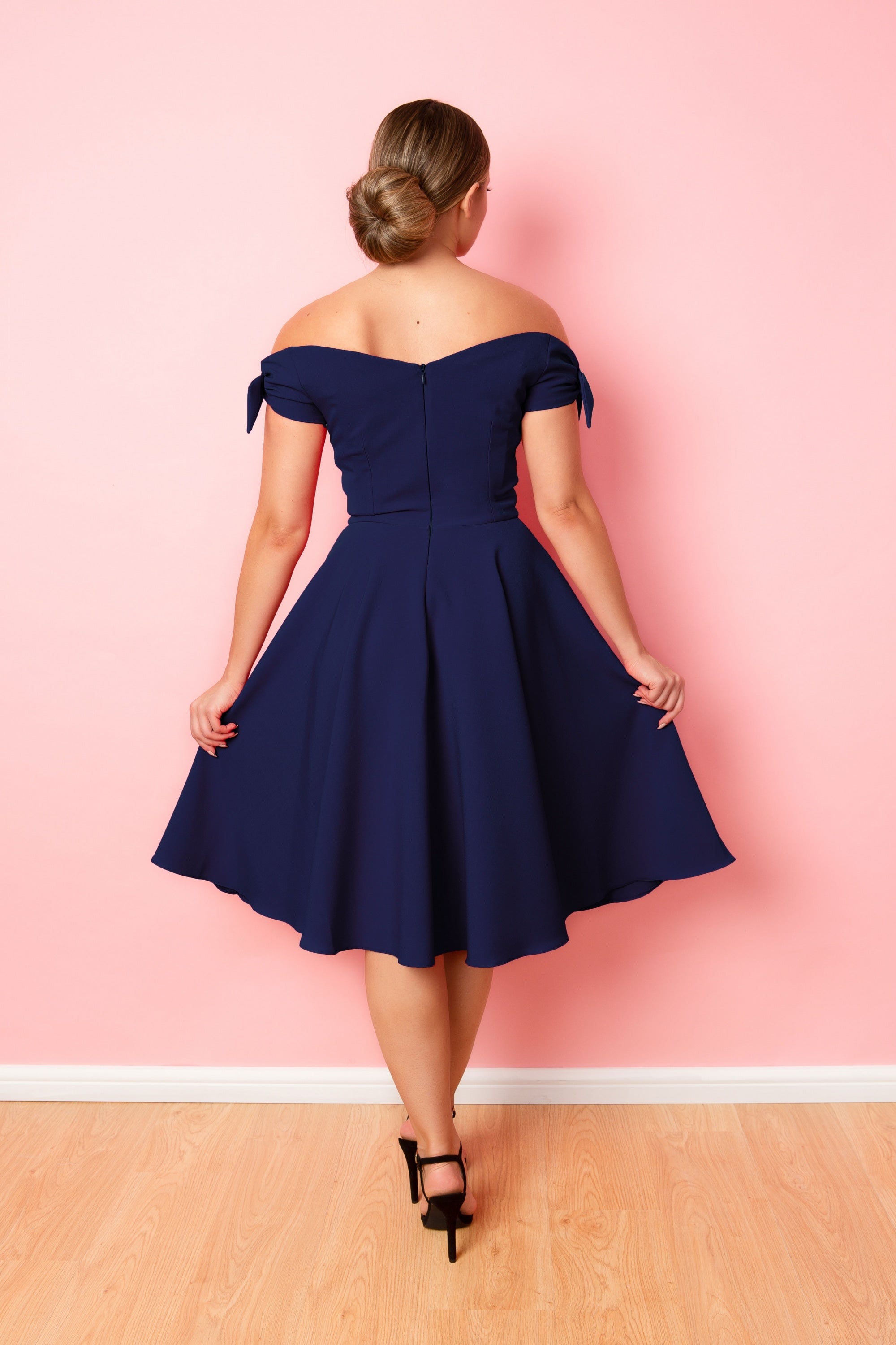 Fatale Bow Midi Dress
