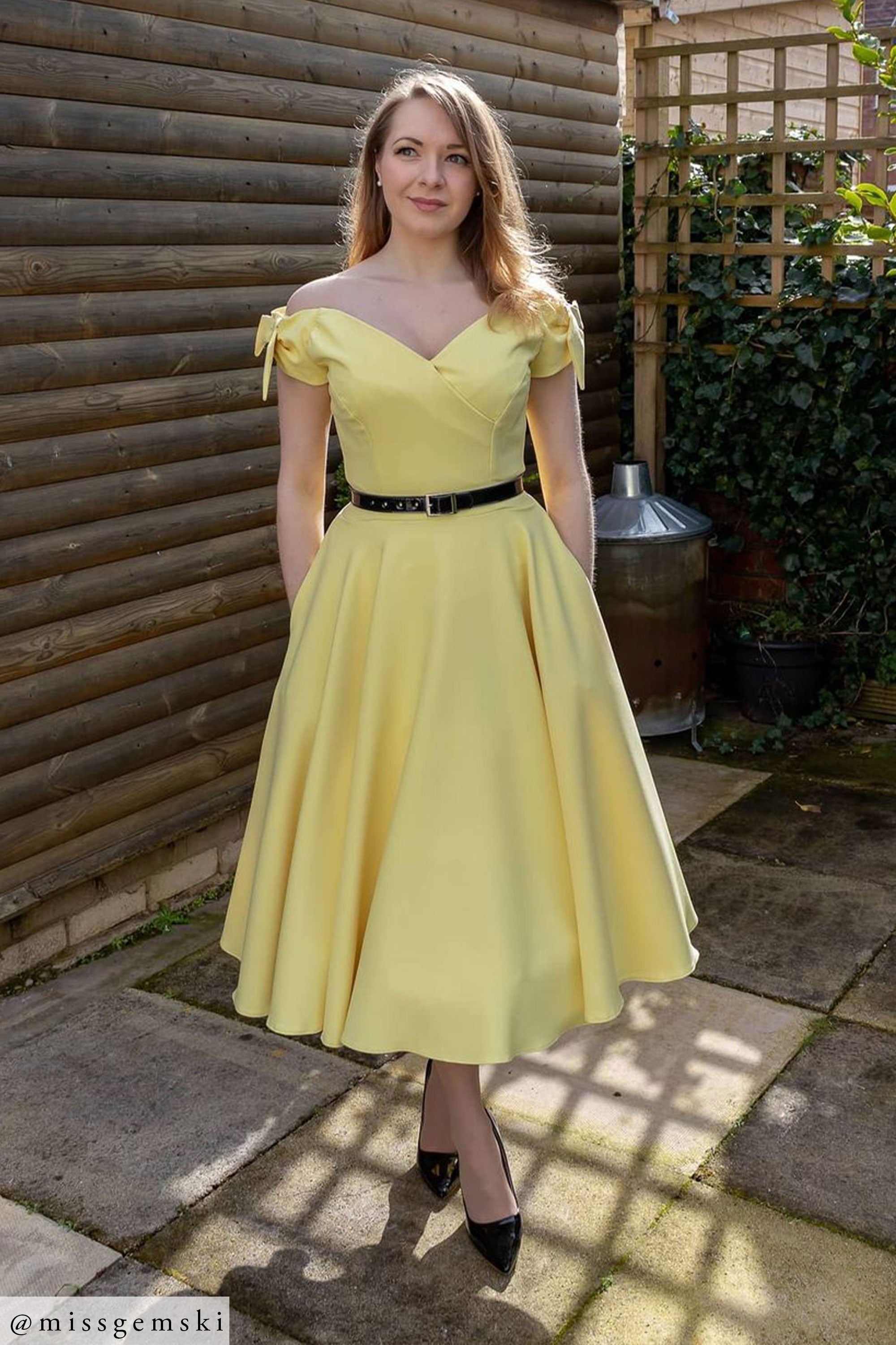 Fatale Bow Midi Dress