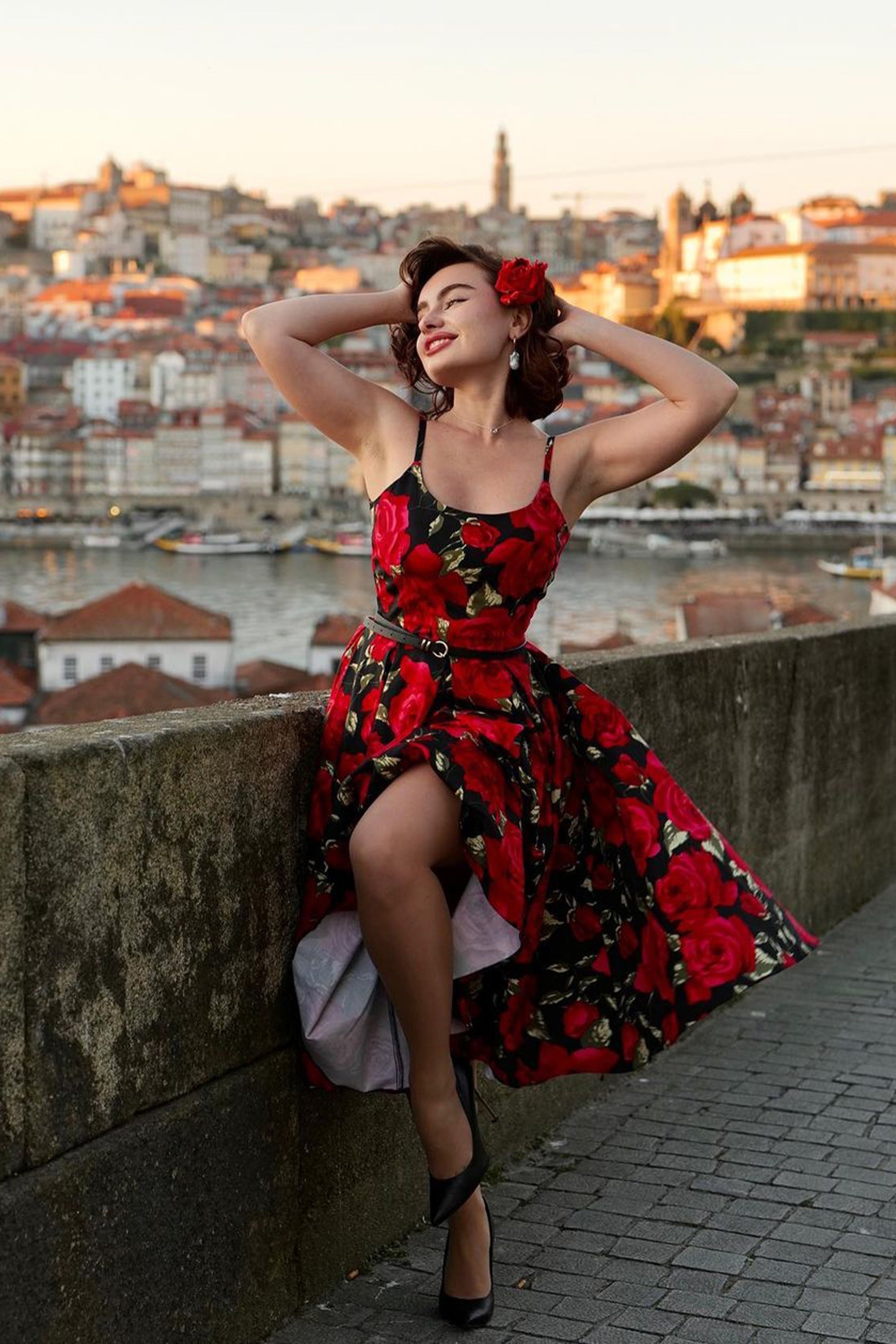 Priscilla Sorrento Midi Dress
