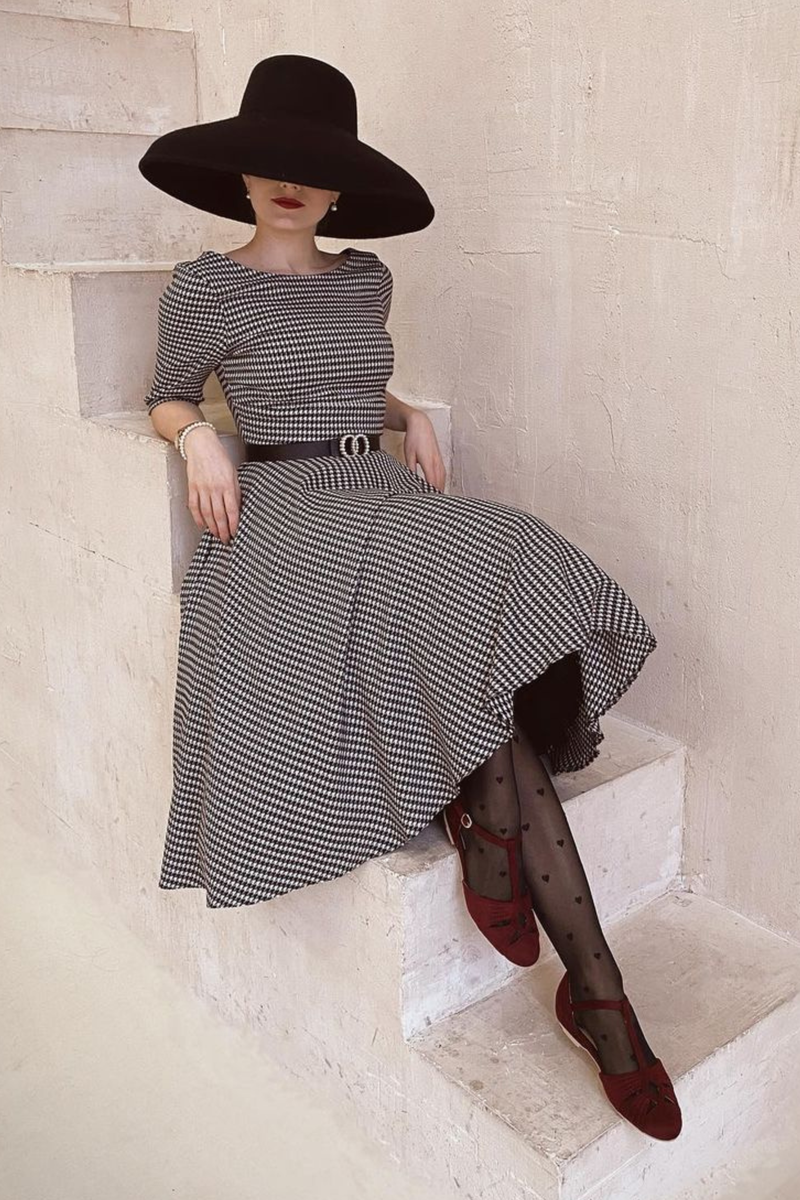 Hepburn Dogtooth Midi Dress - Black & White