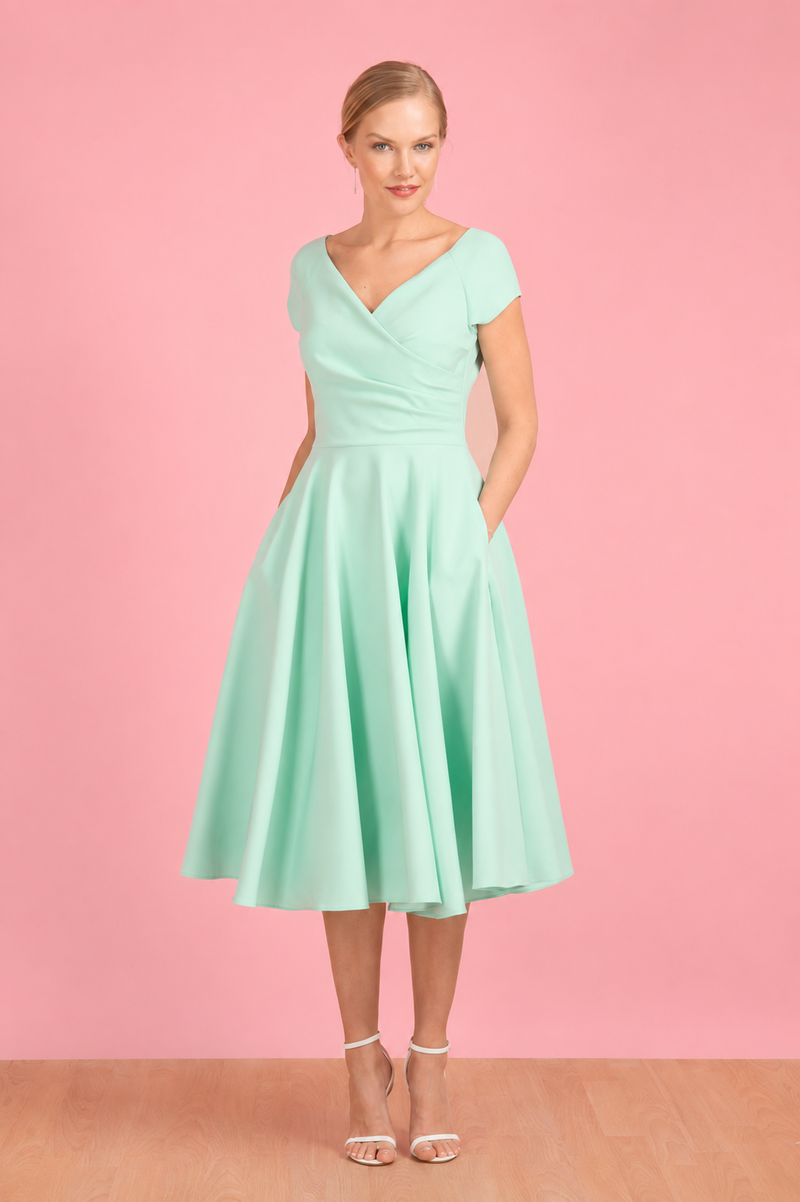 Hourglass Swing Dress - Mint